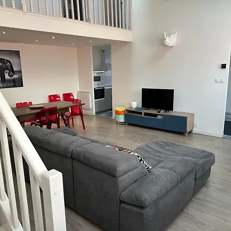 Loft, Maison De De 100m2, 7 Lits